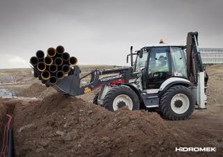 Екскаватор-навантажувач Hidromek HMK 102 S Supra