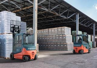 Електричні навантажувачі Toyota 9FBM20T