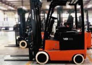 Електричні навантажувачі Doosan BC18S-5