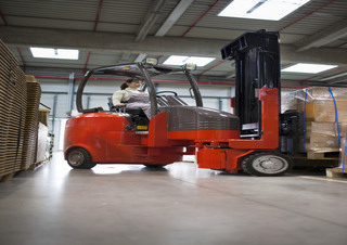 Електричні навантажувачі Manitou EMA II 20 HD-1