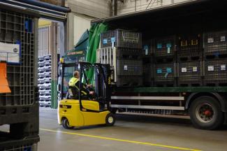 Електричні навантажувачі Yale ERP1 VT SWB