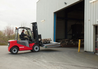 Електричні навантажувачі Manitou ME 450