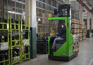 Електричні штабелері Cesab R 216