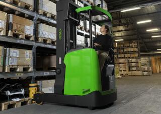 Електричні штабелері Cesab R 320