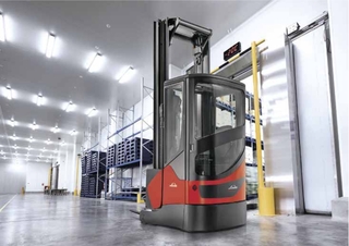 Електричні штабелері Linde R16X triplex
