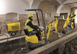 Eлектричні гусеничні самоскиди Wacker Neuson DT10e