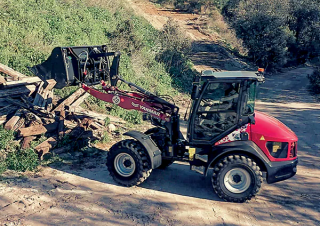 Електричний колісний навантажувач Yanmar V 8e
