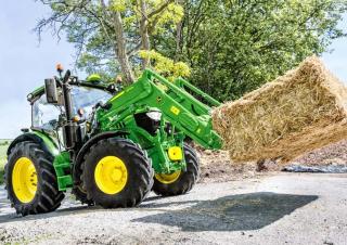 Фронтальний навантажувач John Deere 643R