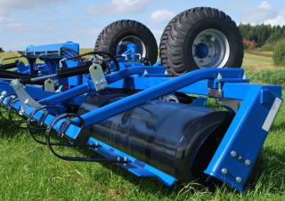 Газонні та польові катки DAL-BO MiniMax 530 CB