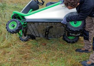 Газонокосарки, газонні та садові трактори Etesia HYDRO 80 MKHPF