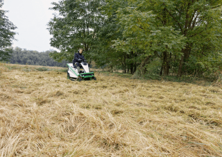 Газонокосарки, газонні та садові трактори Etesia HYDRO 80 MKHPF