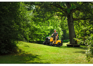 Газонокосарки, газонні та садові трактори Cub Cadet LT3 PR105