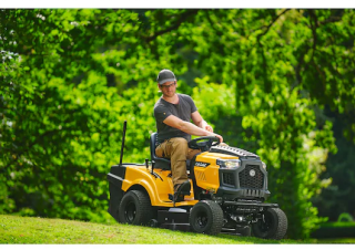Газонокосарки, газонні та садові трактори Cub Cadet LT3 PR105