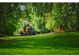 Газонокосарки, газонні та садові трактори Cub Cadet LT3 PS107