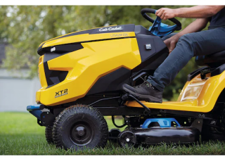Газонокосарки, газонні та садові трактори Cub Cadet XT2 ES107