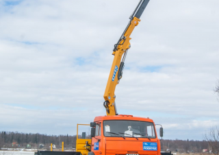 Гідравлічні вантажні крани Effer 150 2S