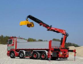 Гідравлічні вантажні крани Fassi F 215 A 0.23 active