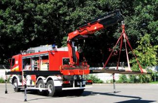 Гідравлічні вантажні крани Fassi F 335 A 2.23 e-dynamic