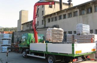 Гідравлічні вантажні крани Fassi F 55 A 0.24 e-active