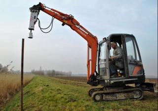 Навісне обладнання Гідравлічні відбійні молотки AJCE AB-100M