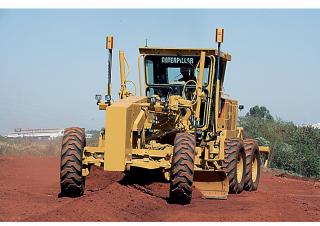 Грейдери Caterpillar 120K