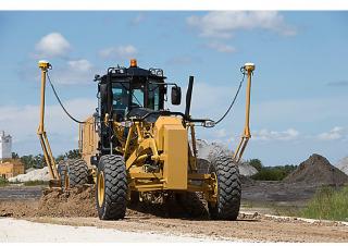 Грейдери Caterpillar 12M3 AWD