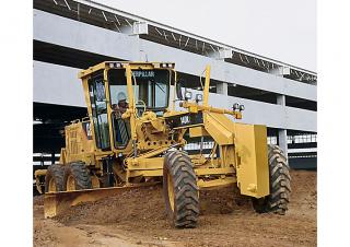 Грейдери Caterpillar 140K2