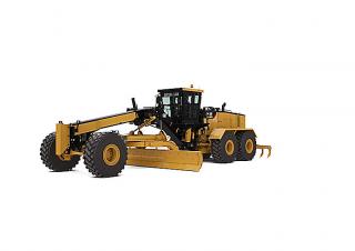 Грейдери Caterpillar 24M