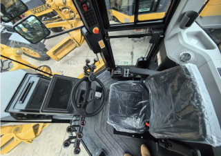 Грейдери XCMG GR2205T