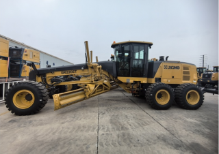 Грейдери XCMG GR2205T