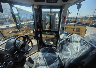 Грейдери XCMG GR2405T