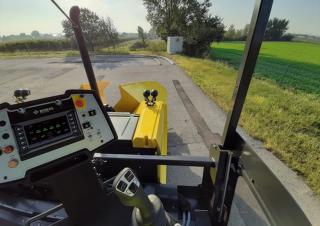 Гусеничні асфальтоукладачі Bomag BF 700 C 3 S 600