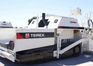 Гусеничні асфальтоукладачі Terex CR462
