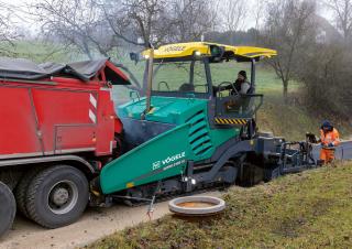 Гусеничні асфальтоукладачі Vögele Super 2100-5i