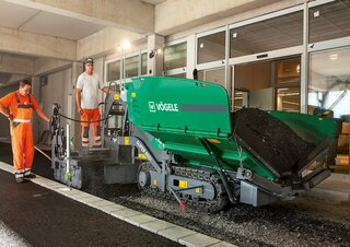 Гусеничні асфальтоукладачі Vögele Super 800i