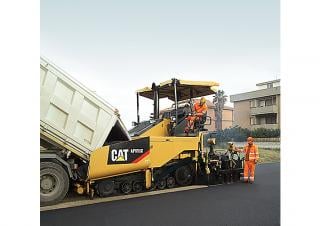 Гусеничні асфальтоукладачі Caterpillar AP655D