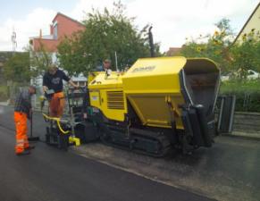 Гусеничні асфальтоукладачі Bomag BF 223 C