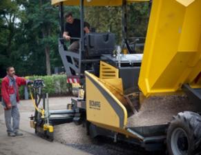 Гусеничні асфальтоукладачі Bomag BF 300 C-S 340-2