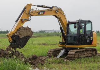 Гусеничні екскаватори Caterpillar 30700
