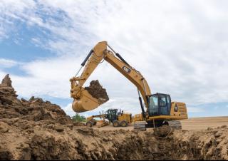 Гусеничні екскаватори Caterpillar 330