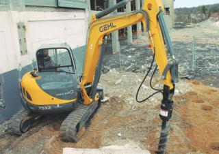 Гусеничні екскаватори Gehl 753Z 