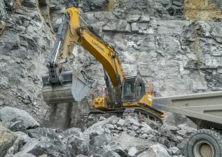Гусеничні екскаватори Liugong 975F
