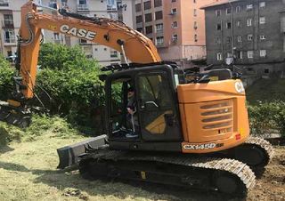 Гусеничні екскаватори Case CX145D SR