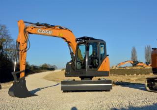 Гусеничні екскаватори Case CX85D SR