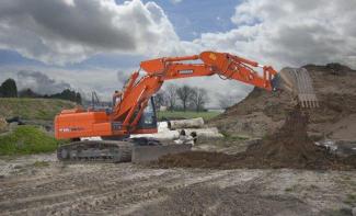 Гусеничні екскаватори Doosan DX 225LC-3