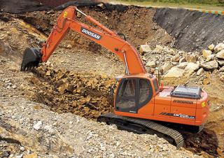 Гусеничні екскаватори Doosan DX 225LC-3