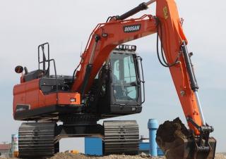 Гусеничні екскаватори Doosan DX160LC-5 HT