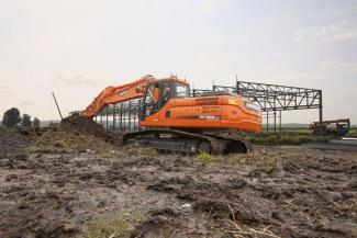 Гусеничні екскаватори Doosan DX255NLC-3