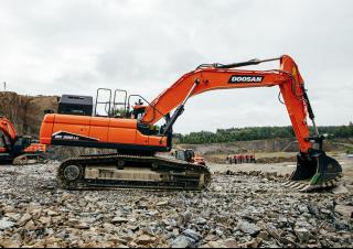 Гусеничні екскаватори Doosan DX380LC-7