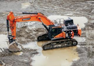 Гусеничні екскаватори Doosan DX530LC-7